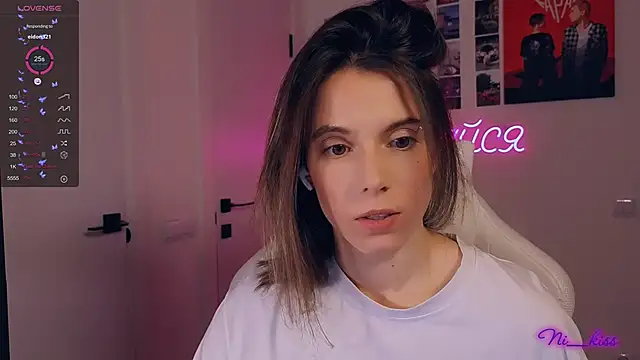 _ni_kiss's cam snapshot