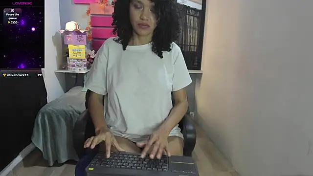 alma_azul's cam snapshot