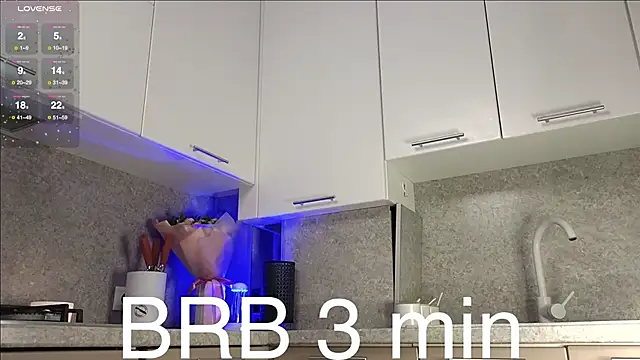 Jenny_Blondy's cam snapshot