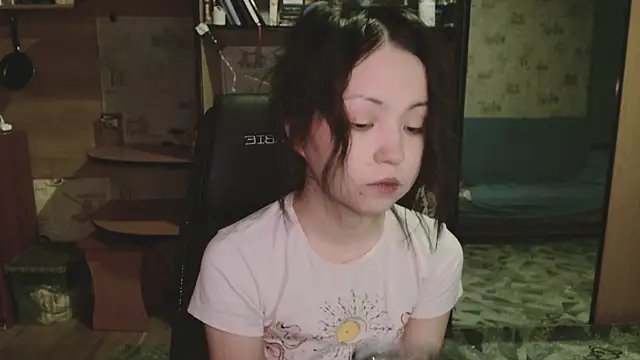 lalallalalaa-'s cam snapshot