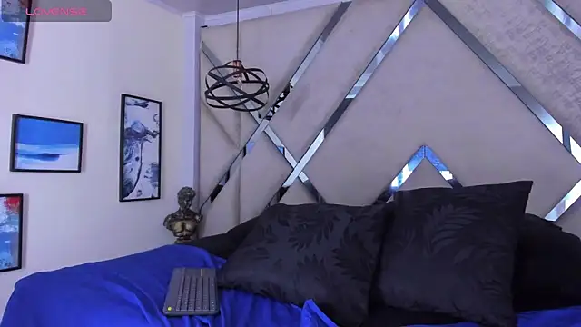 Sharon_Tyga20's cam snapshot