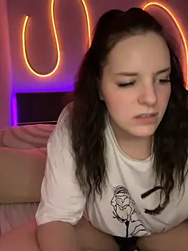 Mila-Jasmin live sex cam