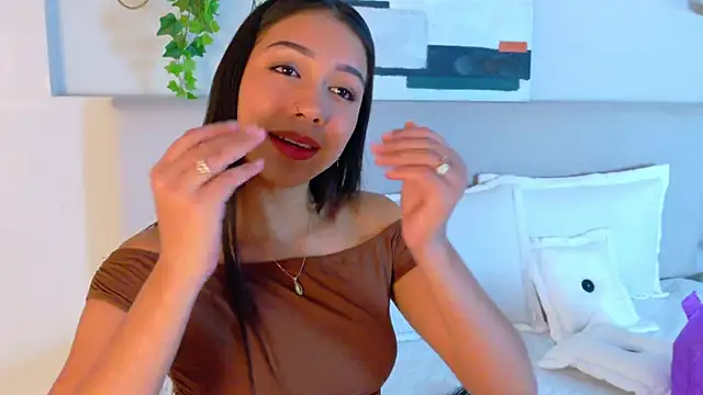 MiaOconner's cam snapshot