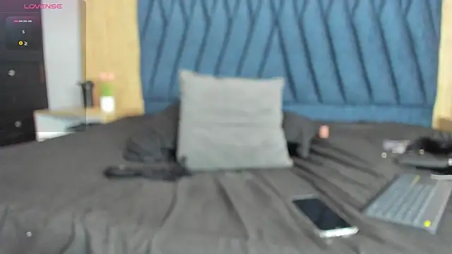 LilithVibe_'s cam snapshot