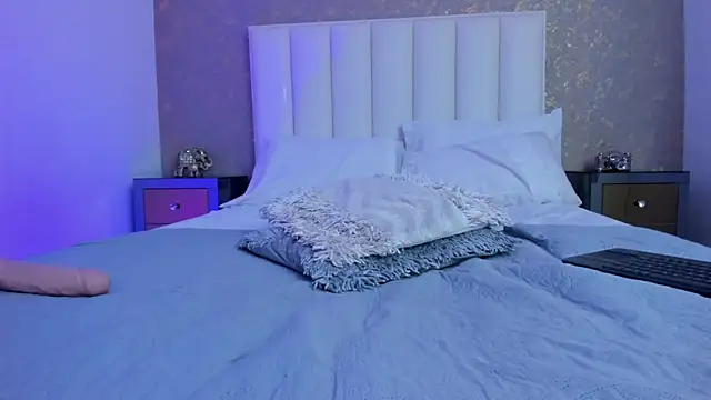 KaylieBrooks's cam snapshot