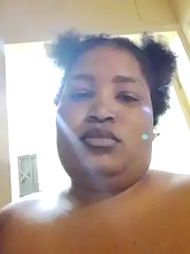 MassiveBoobsxxxx live sex cam