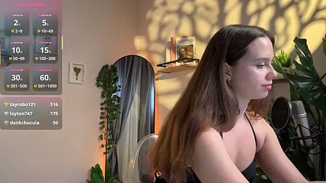 Julie_Rhodes's cam snapshot