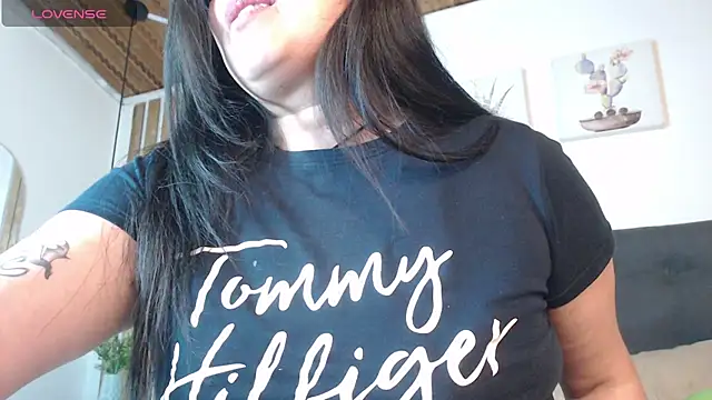 Andrea_secret_'s cam snapshot