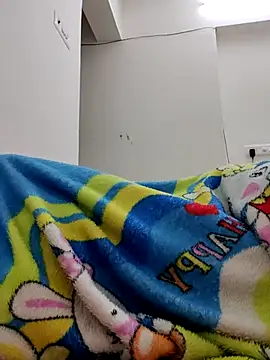 Koziekylie's cam snapshot