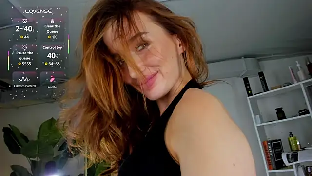 OmeliaDior live sex cam