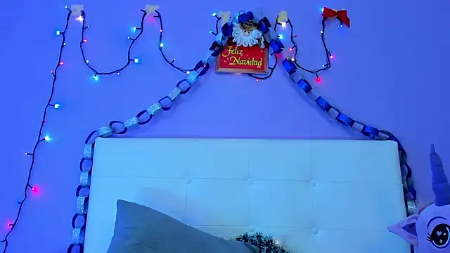 Charlotte11-11's cam snapshot