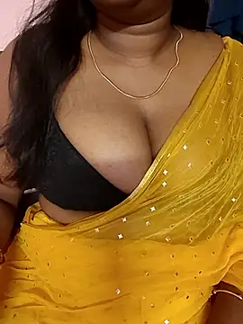 Keerthee_'s cam snapshot