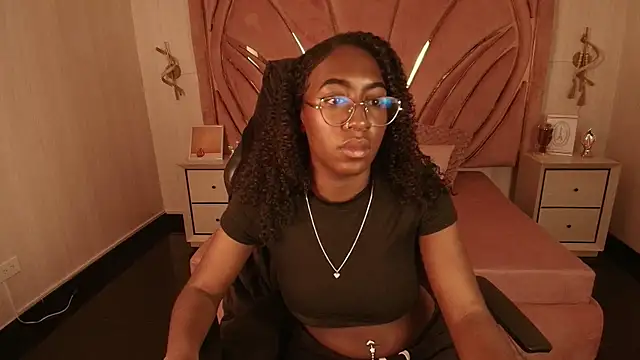 Qeen_blackk's cam snapshot