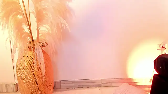 Julieta_333's cam snapshot