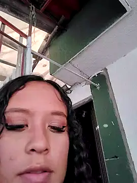 You-sexy-starr's cam snapshot