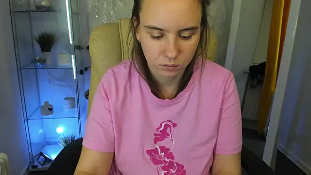 Lika_0ne's cam snapshot