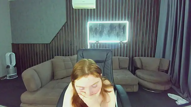 KattyRose8's cam snapshot