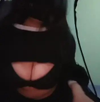 Yamini-X's cam snapshot