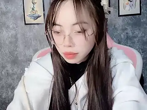 Aria5999's cam snapshot