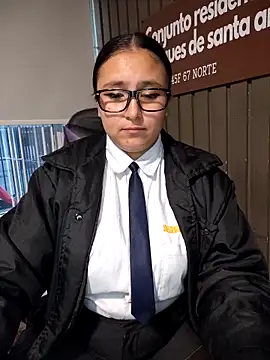 Cute_Penelope's cam snapshot