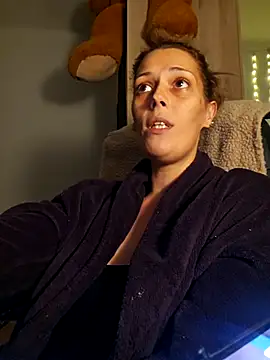 Mila_Luciphya's cam snapshot