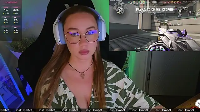 Emili1-'s cam snapshot