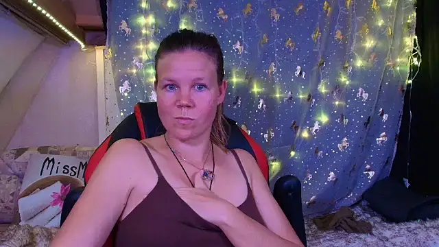 CallMeMaria's cam snapshot