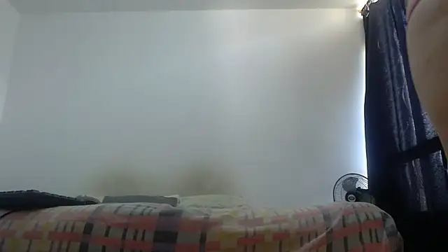 nicolle_milf1978's cam snapshot