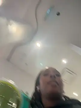 Your_Paris's cam snapshot