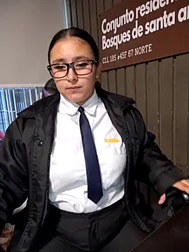 Cute_Penelope's cam snapshot