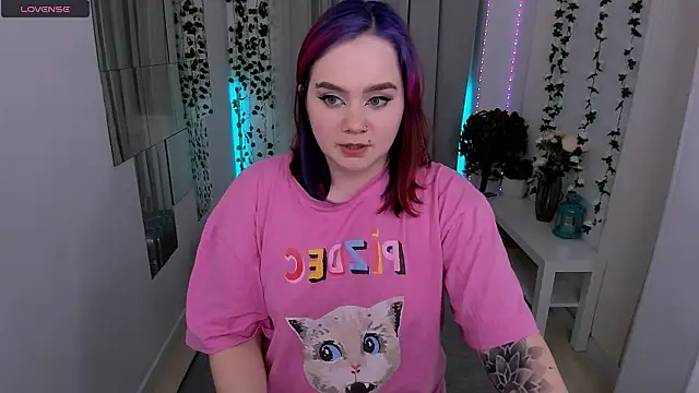 lunaalli's cam snapshot