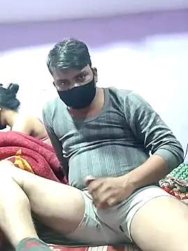 Desi_muslimcouple's cam snapshot