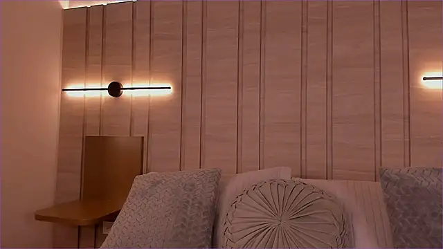 Isabellaroberts1's cam snapshot