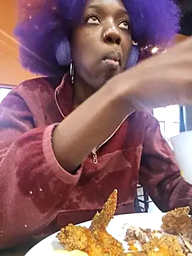 oliviaprettypussy's cam snapshot