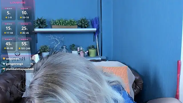 JessicaFoxie's cam snapshot