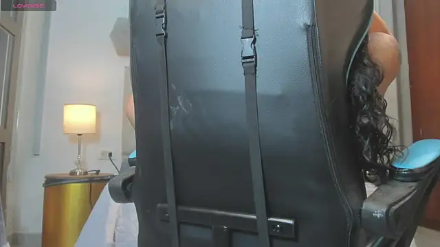 _maria_foxx_'s cam snapshot