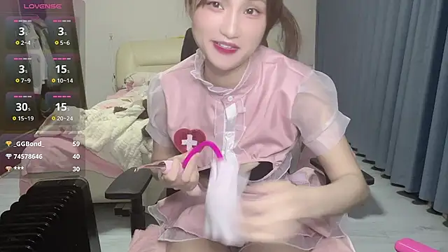 Momo-999's cam snapshot