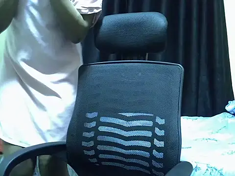 Horny-slut_'s cam snapshot