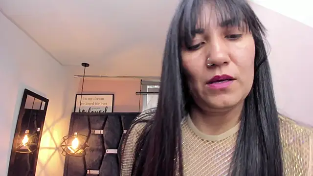 GiaFox_'s cam snapshot