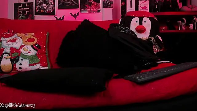 lilith-deveraux's cam snapshot