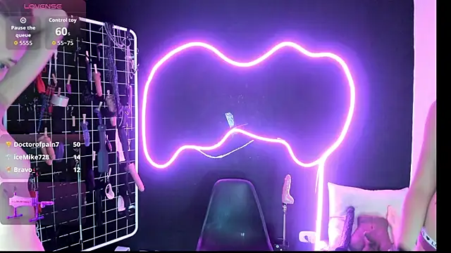 Mistress_Megan_BDSM's cam snapshot