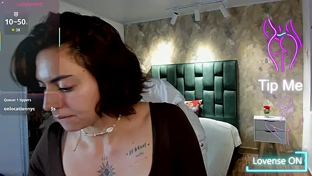 april_dumont live sex cam