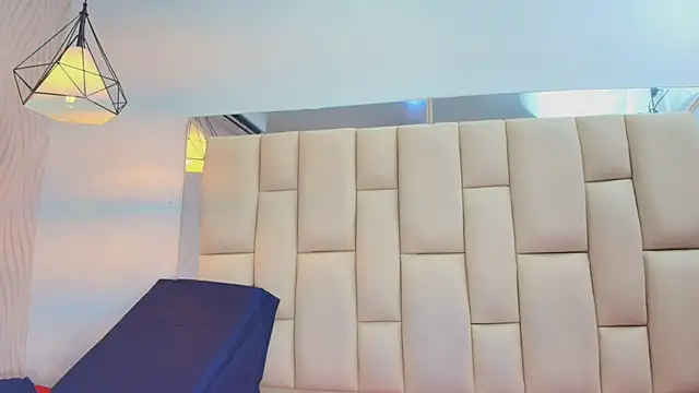 Vero_Temptation's cam snapshot