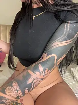 Roxanne_08's cam snapshot