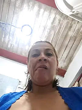 Zaralu_'s cam snapshot