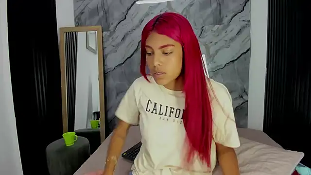 Luna_Ember's cam snapshot