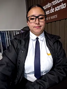 Cute_Penelope's cam snapshot