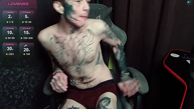 lonelycrystal live sex cam