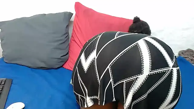 Thickchocolatex2's cam snapshot