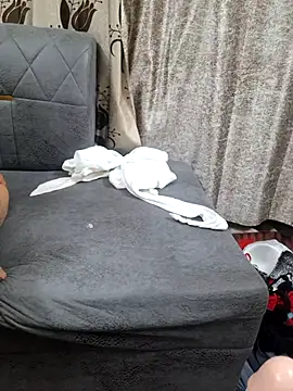 Wildhot_Cuple live sex cam